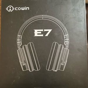 Cowin E7 noise cancelling headphones